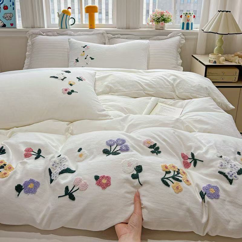 Aesthetic Floral Duvet Cover - 아름다운 꽃 자수 장식의 부드럽고 편안한